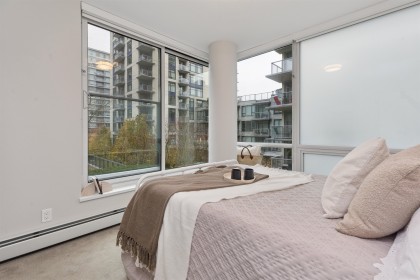 Photo 13 at 329 - 1783 Manitoba Street, False Creek, Vancouver West