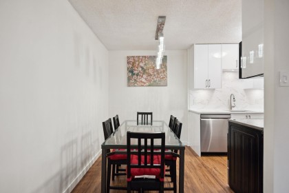 Photo 3 at 519 - 2012 Fullerton Avenue, Pemberton NV, North Vancouver
