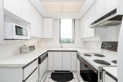 Photo 13 at 804 - 1355 W Broadway, Fairview VW, Vancouver West