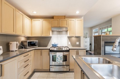 Photo 13 at 112 - 5779 Birney Avenue, University VW, Vancouver West