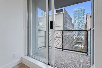 Photo 12 at 601 - 1199 Seymour Street, Downtown VW, Vancouver West