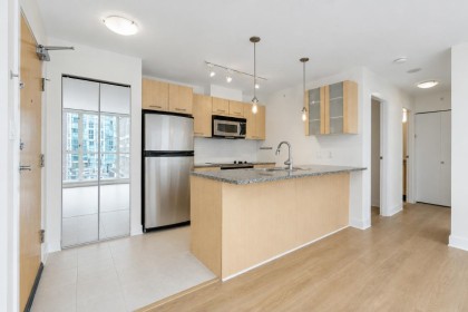 Photo 9 at 601 - 1199 Seymour Street, Downtown VW, Vancouver West