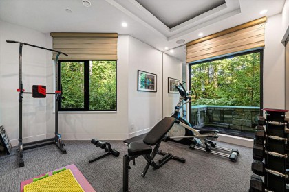 Photo 26 at 558 Glenross Road, Glenmore, West Vancouver