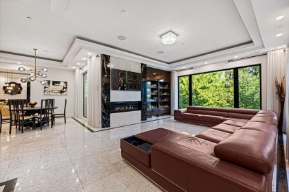 Photo 36 at 558 Glenross Road, Glenmore, West Vancouver