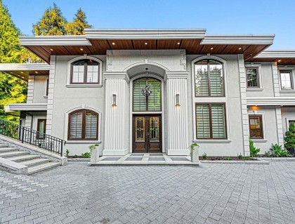 Photo 1 at 558 Glenross Road, Glenmore, West Vancouver