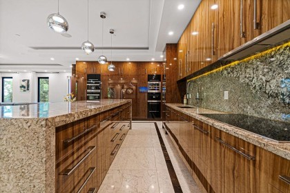 Photo 37 at 558 Glenross Road, Glenmore, West Vancouver