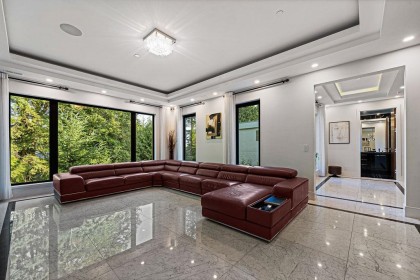 Photo 35 at 558 Glenross Road, Glenmore, West Vancouver