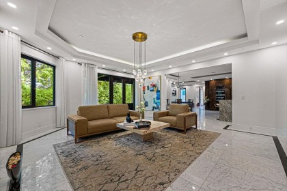 Photo 8 at 558 Glenross Road, Glenmore, West Vancouver