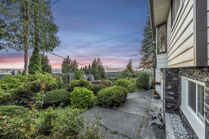 Photo 36 at 212 W Balmoral Road, Upper Lonsdale, North Vancouver