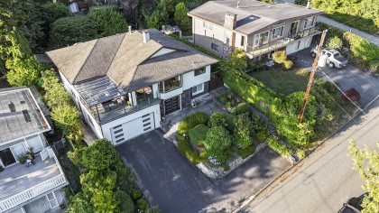 Photo 1 at 212 W Balmoral Road, Upper Lonsdale, North Vancouver