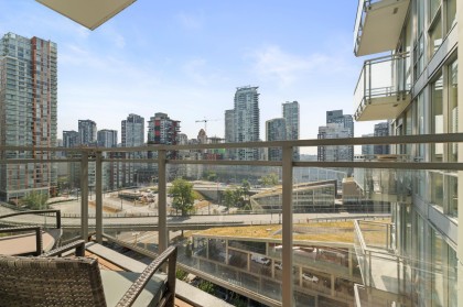 Photo 14 at 1202 - 1455 Howe, Yaletown, Vancouver West