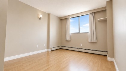 Photo 31 at 1607 - 145 St. Georges Avenue, Lower Lonsdale, North Vancouver