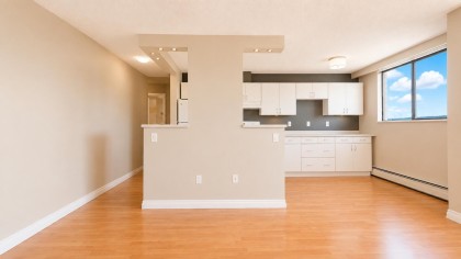 Photo 21 at 1607 - 145 St. Georges Avenue, Lower Lonsdale, North Vancouver