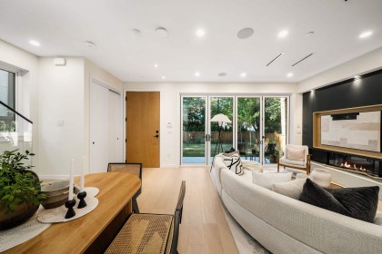 Photo 2 at 1 - 2764 W 14 Avenue, Kitsilano, Vancouver West
