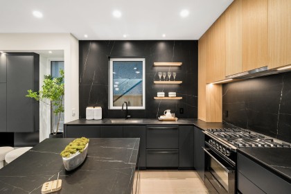 Photo 10 at 1 - 2764 W 14 Avenue, Kitsilano, Vancouver West