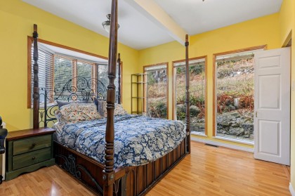 Photo 12 at 556 Ballantree Road, Glenmore, West Vancouver