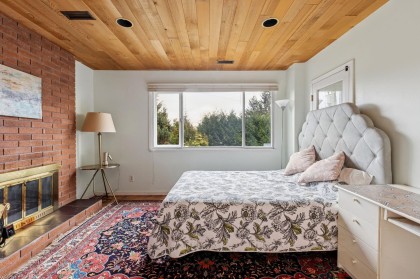 Photo 20 at 556 Ballantree Road, Glenmore, West Vancouver