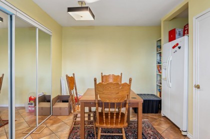 Photo 10 at 556 Ballantree Road, Glenmore, West Vancouver