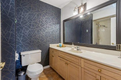 Photo 18 at 556 Ballantree Road, Glenmore, West Vancouver