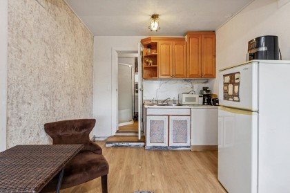 Photo 25 at 556 Ballantree Road, Glenmore, West Vancouver