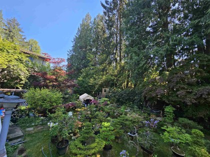 Photo 2 at 435 E Osborne Road, Upper Lonsdale, North Vancouver