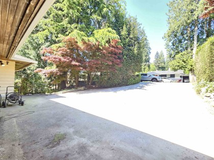 Photo 7 at 435 E Osborne Road, Upper Lonsdale, North Vancouver