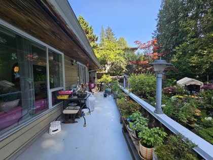 Photo 3 at 435 E Osborne Road, Upper Lonsdale, North Vancouver