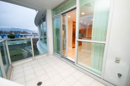 Photo 20 at 302 - 1777 Bayshore Drive, Coal Harbour, Vancouver West