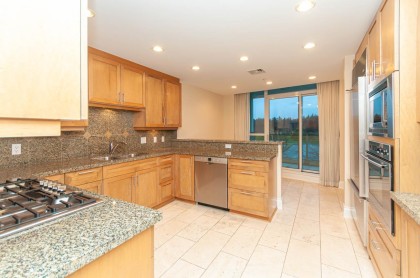 Photo 18 at 302 - 1777 Bayshore Drive, Coal Harbour, Vancouver West