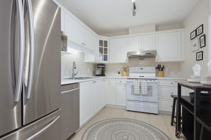 Photo 14 at 229 - 5735 Hampton Place, University VW, Vancouver West