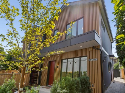 Photo 1 at 2 - 3060 W 34th Avenue, MacKenzie Heights, Vancouver West
