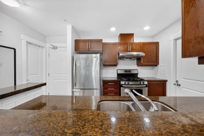 Photo 10 at 407 - 6328 Larkin Drive, University VW, Vancouver West