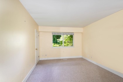 Photo 11 at 545 E Kings Road, Upper Lonsdale, North Vancouver