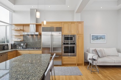 Photo 17 at PH1 - 2210 Chippendale Road, Whitby Estates, West Vancouver