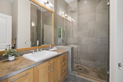 Photo 31 at PH1 - 2210 Chippendale Road, Whitby Estates, West Vancouver