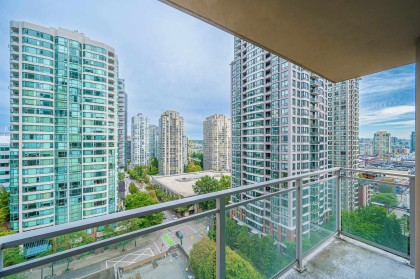 Photo 17 at 1408 - 888 Homer Street, Downtown VW, Vancouver West