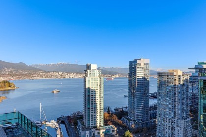 Photo 12 at 702 - 588 Broughton Street, Coal Harbour, Vancouver West