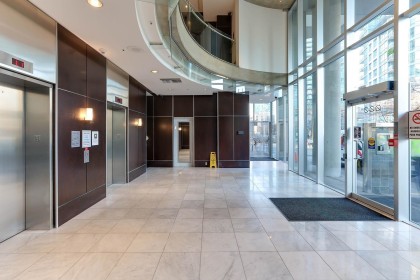 Photo 3 at 702 - 588 Broughton Street, Coal Harbour, Vancouver West