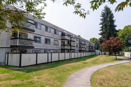 Photo 1 at 316 - 780 Premier Street, Lynnmour, North Vancouver