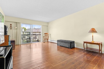 Photo 4 at 316 - 780 Premier Street, Lynnmour, North Vancouver