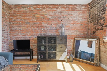 Photo 3 at 403 - 233 Abbott Street, Downtown VW, Vancouver West