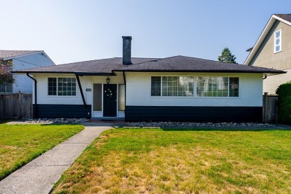 Photo 1 at 333 E 21 Street, Central Lonsdale, North Vancouver