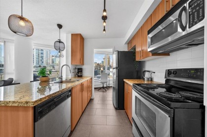 Photo 2 at 905 - 58 Keefer Place, Downtown VW, Vancouver West