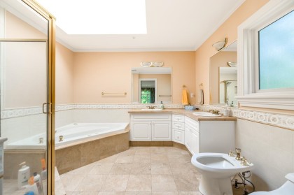 Photo 19 at 1456 W 47th Avenue, South Granville, Vancouver West