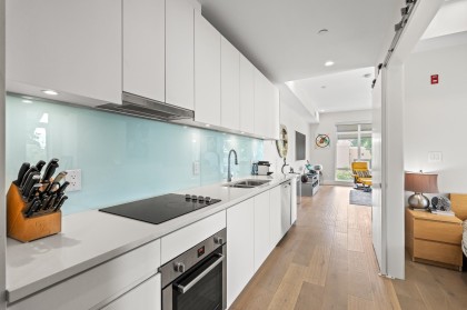 Photo 3 at 202 - 1591 Bowser Avenue, Norgate, North Vancouver