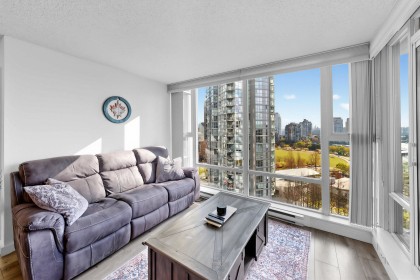 Photo 3 at 1501 - 455 Beach Crescent, Yaletown, Vancouver West