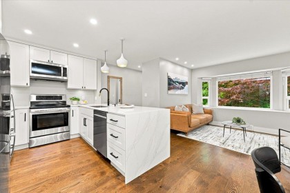 Photo 4 at 223 W 19th Street, Central Lonsdale, North Vancouver