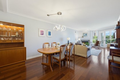 Photo 7 at 304 - 1490 Pennyfarthing Drive, False Creek, Vancouver West