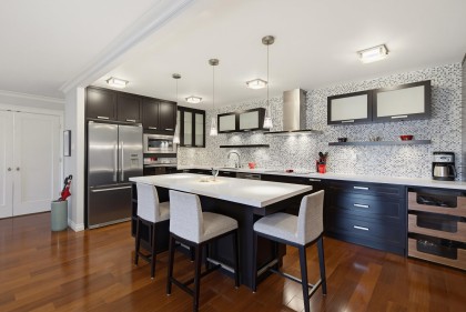 Photo 9 at 304 - 1490 Pennyfarthing Drive, False Creek, Vancouver West