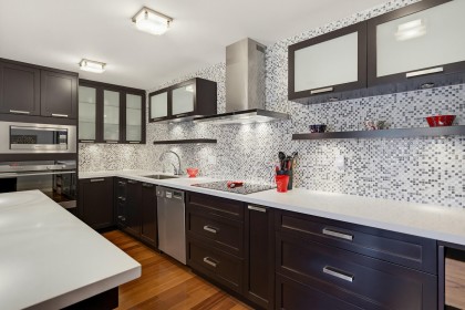 Photo 11 at 304 - 1490 Pennyfarthing Drive, False Creek, Vancouver West